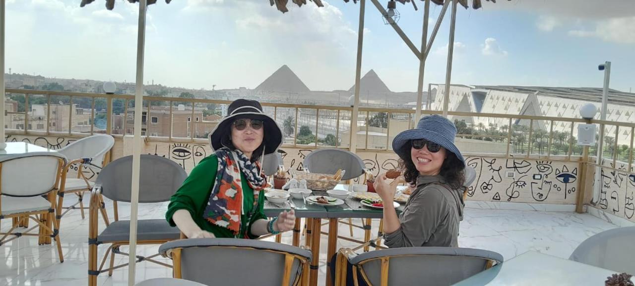 Topview Pyramids And Museum Nazlat as Sammān エクステリア 写真